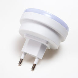 Цена за 2 шт. Ночник «Круг» LED реагирует на темноту, белый 6.5×6.5×5 см RISALUX