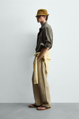 CAMISA FLUIDA RELAXED FIT BOLSILLOS / Khaki oscuro - Zara фото 4