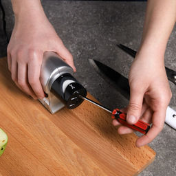 Ножеточка Luazon LTE-01, электрическая, для ножей/ножниц/отвёрток, 220 В, серая - Luazon home фото 4