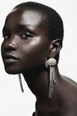 Pendientes largos de strass