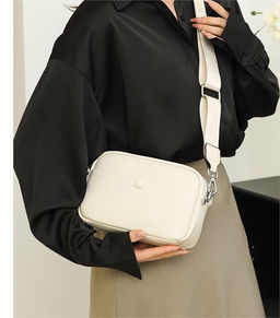 Bags Сумка женская / кожа / 	 0398161