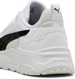 Кроссовки взрослые