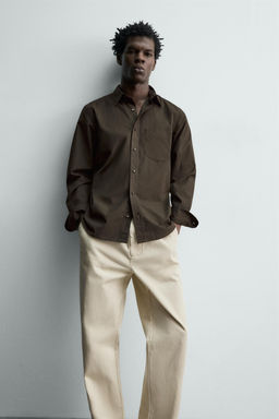 CAMISA REGULAR FIT POPEL?N / Marr?n oscuro - Zara фото 6