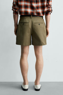 BERMUDA CORTA PLIEGUES AARON LEVINE X ZARA / KAKI OSCURO
