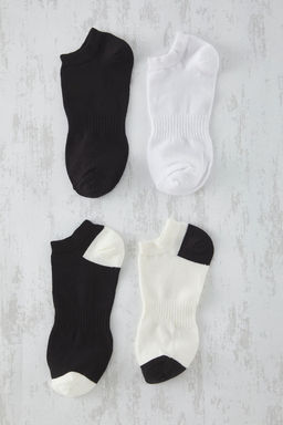TRENDYOL MAN Siyah-Ekru Unisex 4lu Paket K?sa Boy/Gorunmez Pamuklu Corap TMNSS25CO00006