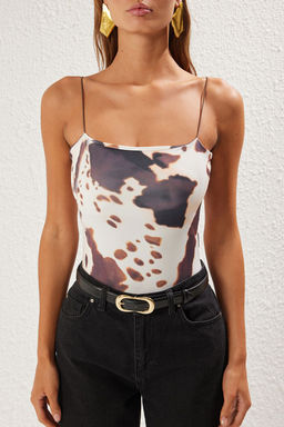 TRENDYOLMILLA Siyah Spagetti Ayarlanabilir Ask?l? Esnek Alttan C?tc?tl? Orme Body TWOSS21BD0067  фото 8