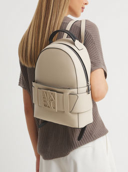 Женский рюкзак ARMANI EXCHANGE SUSIE Артикул 4368431, молочно-бежевый  фото 2