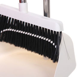 Набор для уборки, щетка для пола с совком "Профи" белый 8813