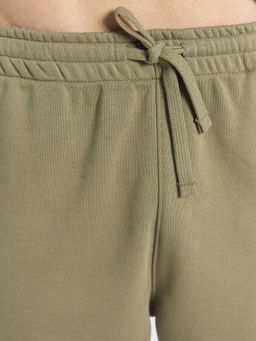 Комплект мужской (футболка, шорты) в зеленом цвете хаки 191011 - Mark formelle фото 9