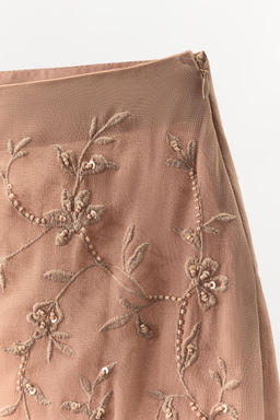 GEORGETTE SKIRT WITH EMBROIDERY AND BEADS - Zara фото 8