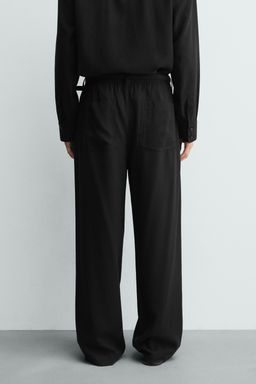 PANTAL?N FLUIDO RELAXED FIT / Negro - Zara фото 2