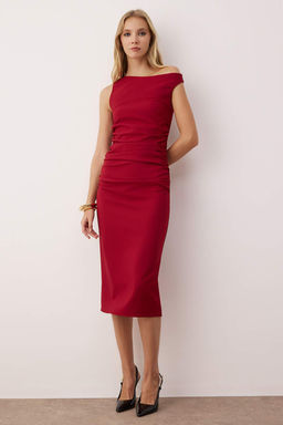 TRENDYOLMILLA Lacivert Cizgili Vucudu Saran Midi Dokuma Elbise TWOSS25EL00264