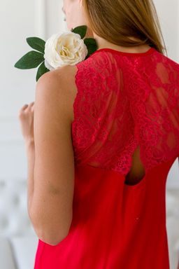 Ночная сорочка из вискозы с кружевом Патриция красный - Амадэль фото 3