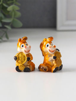 Цена за 3 шт. Фигурка полистоун Коняшка с валютой, 3?2.5?4.5 см, МИКС
