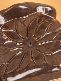 Салфетница «Цветок», 12×5×10 см, керамика, коричневая