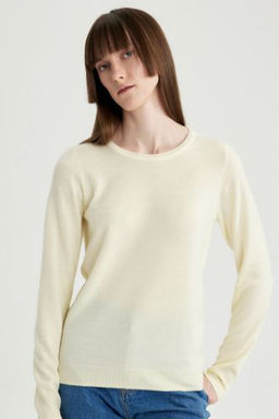 Regular Fit Bisiklet Yaka Yumusak Dokulu Basic Duz Triko Kazak