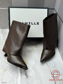 Сапоги женские на каблуке