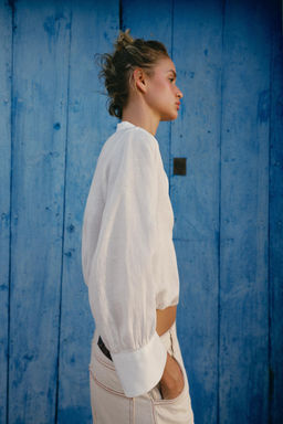 CAMISA GLOBO ALAMARES CON LINO / Blanco