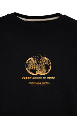 Siyah Bisiklet Yaka Regular/Normal Kesim Uzay Bask? Ici Polar/S?cak Tutan Sweatshirt TMNAW24SW00093