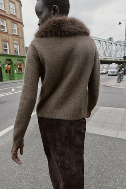 FAUX FUR LAPEL KNIT CARDIGAN