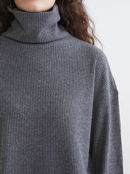 Bal?k?? Yaka Kad?n Triko Kazak