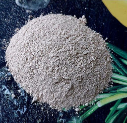 Пудра-маска для лица и волос возрождающая сандал со специями и лечебными травами Wahed