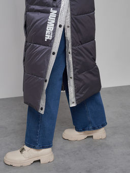 Пальто утепленное молодежное зимнее женское темно-фиолетового цвета 5873TF - Mtforce фото 16