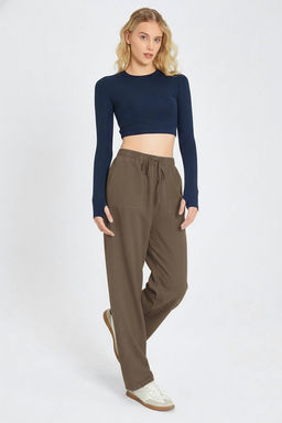 TRENDYOLMILLA Siyah Cep Detayl? Kot Gorunumlu Wide Leg/Genis Paca Dokuma Pantolon TWOSS25PL00076  фото 31