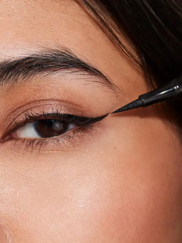 Жидкая подводка для глаз СуперАкцент Maximeyeser - Avon фото 5