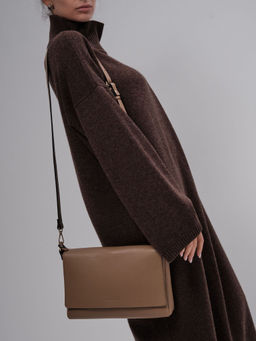 Сумка кожаная через плечо Deboro 30181 бежевый песок