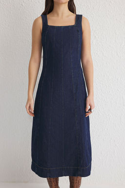 TRENDYOLMILLA Koyu Mavi Dikis Detayl? Kare Yaka Ask?l? Midi Denim Elbise TWOSS25EL00006 фото 3