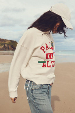 HOODIE WITH PATCHES - Zara фото 3