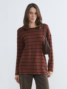 Bisiklet Yaka ?izgili Kad?n Ti??rt