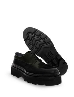 Классическая обувь цвета хаки