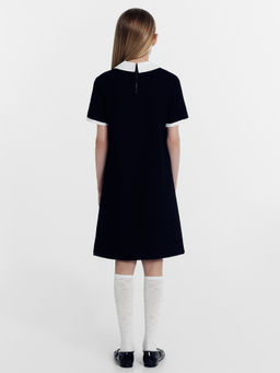 Платье черное с белым воротником и вставкой в рукавах для девочек - Mark formelle фото 4