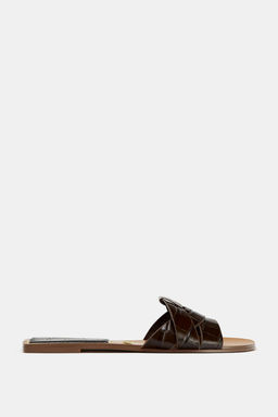FLAT EMBOSSED LEATHER SANDALS - Zara фото 17