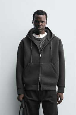 SUDADERA T?CNICA RELAXED FIT CAPUCHA / Gris oscuro - Zara фото 2