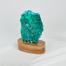Срез Хризоколлы в Малахите на подставке