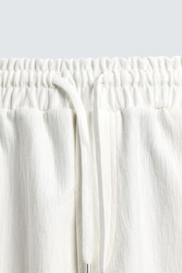 BERMUDA JOGGER ESTRUCTURA / Blanco roto - Zara фото 8