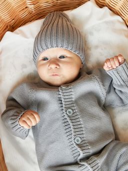 Серый комбинезон для мальчика