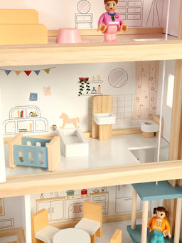 Кукольный домик с мебелью