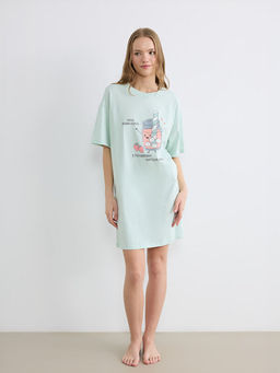 Bisiklet Yaka Bask?l? Oversize Kad?n Gecelik