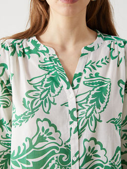 Ka??k Yaka ?i?ekli Kad?n Bluz