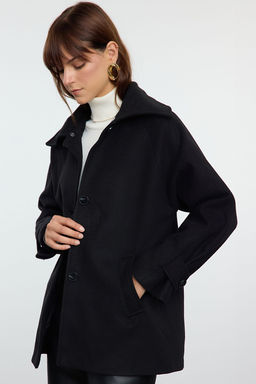 Siyah C?kar?labilir Yaka Kurk Detayl? Regular Midi Yunlu Kaban TWOAW25KB00070