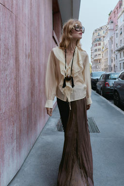 GODET LACE SKIRT