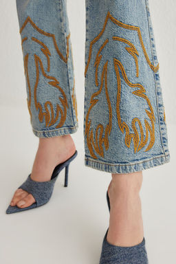 Mavi Nak?sl? Yuksek Bel Flare Jeans TWOSS25JE00011 - Trendyolmilla фото 4