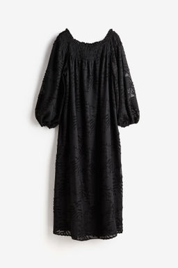 Vestido off-the-shoulder en tejido jacquard