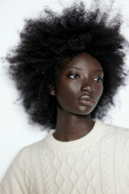 Vestido en punto trenzado