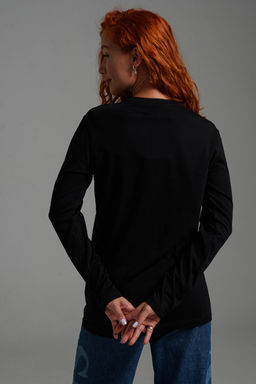 8541 Футболка с длинным рукавом женская