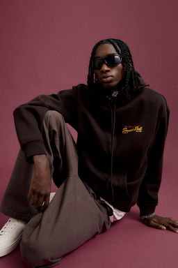 Sudadera con capucha y estampado Loose Fit